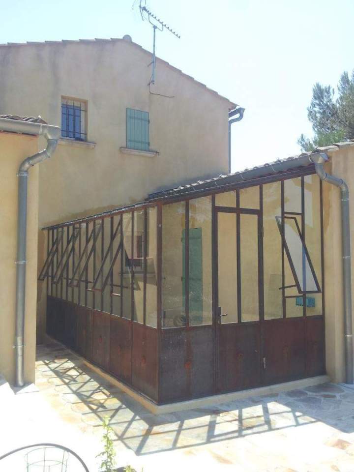 Véranda métallique, Les Arcs