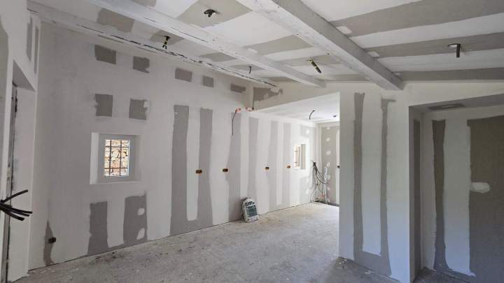 Plaquiste expérimenté, Les Arcs