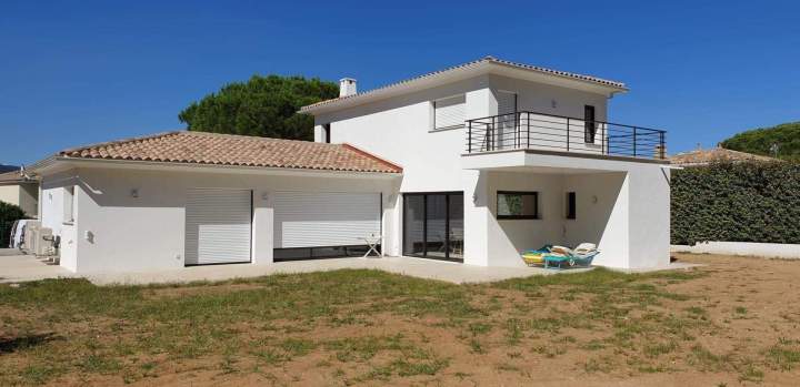 Installation de menuiseries complètes, Les Arcs