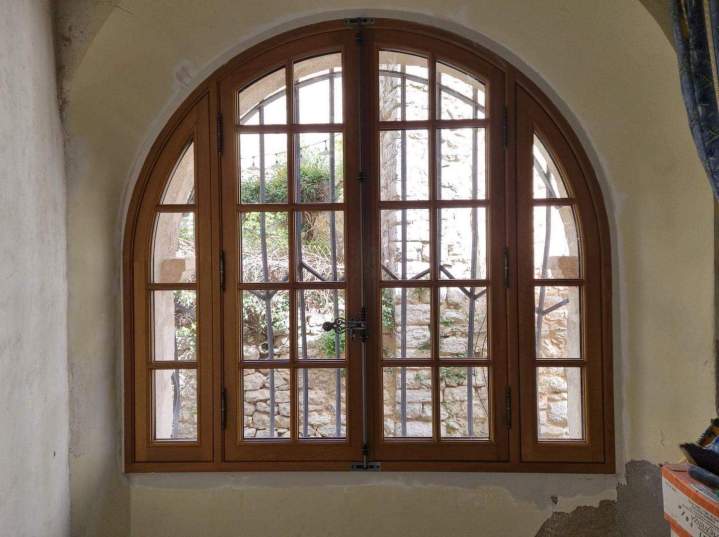 Pose de fenêtres, Draguignan